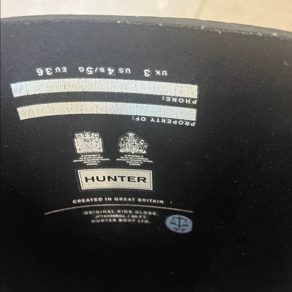 Hunter Classic Black Boots - Picture 2 of 2